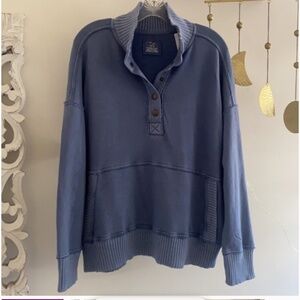 🪞  NEW aerie snap button front half pullover top light sweater
